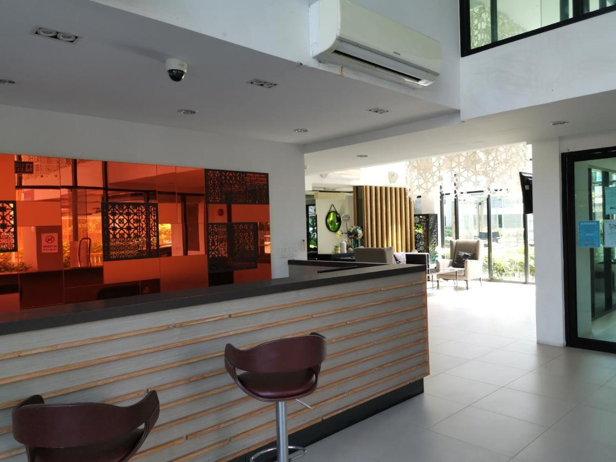 4 Floor - Centrio In Town Appartement Phuket