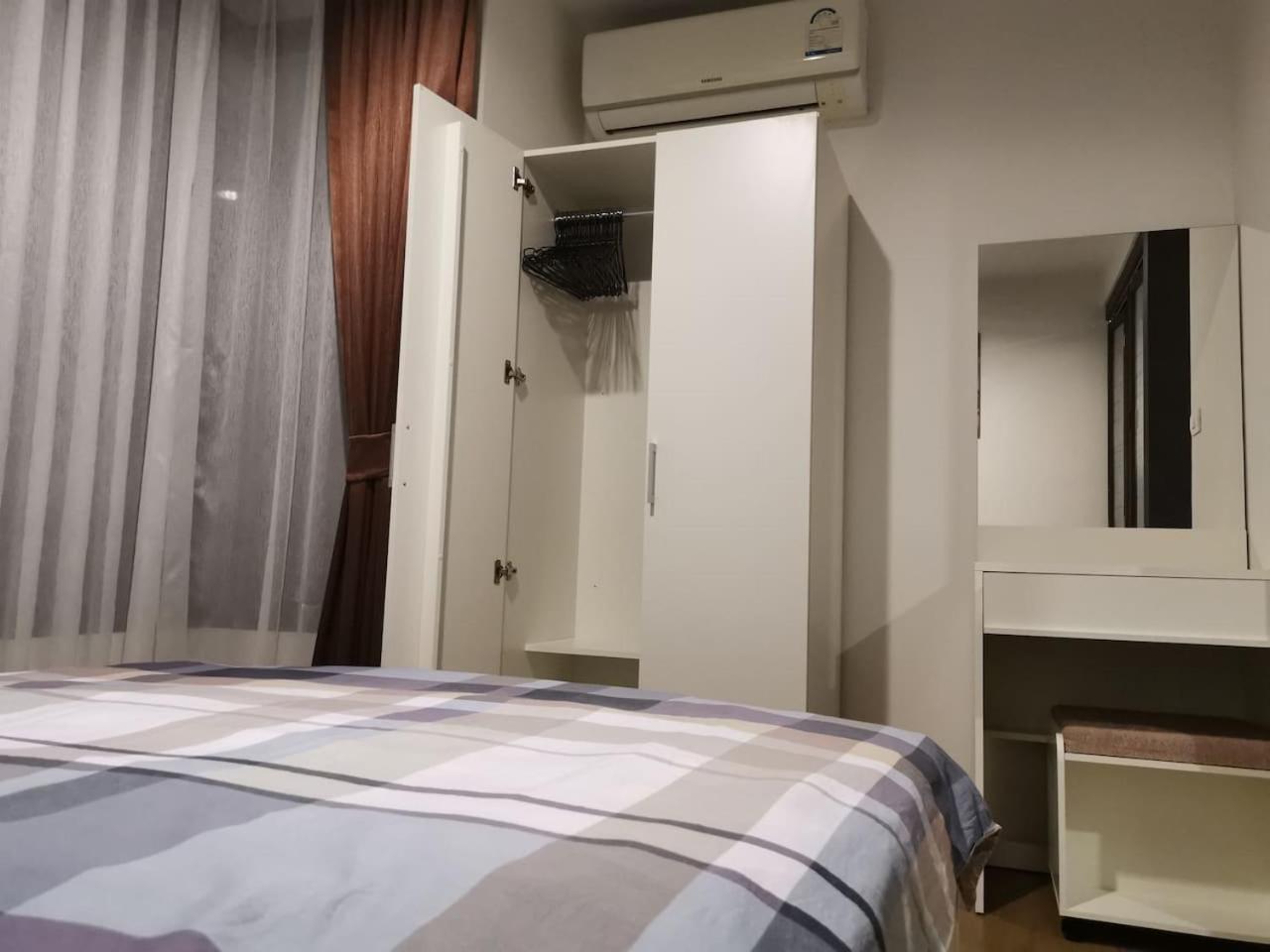 4 Floor - Centrio In Town Appartamento Phuket